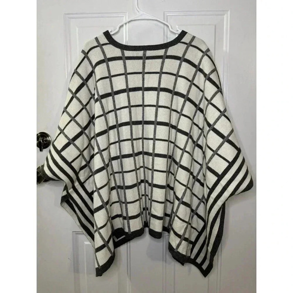 CABI Gray Cream Windowpane Plaid Reversible Tower Wrap Poncho Cardigan M/L Soft - Picture 2 of 8